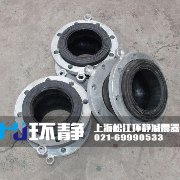 香港九龍佐敦<a href=http://www.qqnba126.cn/products/xiangjiaojietou/function/180.html target=_blank class=infotextkey>耐油橡膠接頭</a>的實(shí)際安裝圖 /></p><h3>零部件材料</h3>
<table cellspacing=