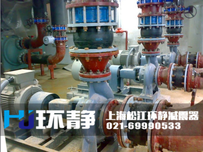DN50小型供水管道專用<a href=http://www.qqnba126.cn target=_blank class=infotextkey>橡膠接頭</a>